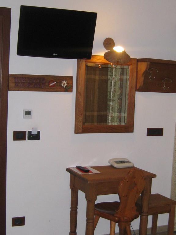 Hotel Villa Plinia Pragelato Zimmer foto